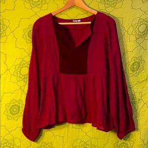 Gap 70’s Boho peasant top in wine with velvet